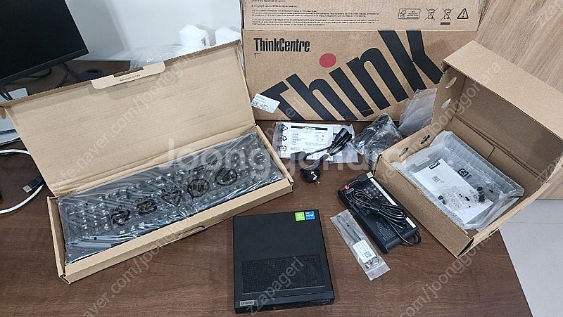Lenovo ThinkStation P360 Tiny--1