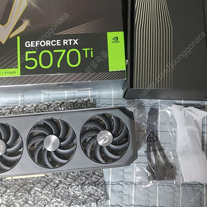 ZOTAC 5070 Ti AMP Extreme Infinity 팝니다.