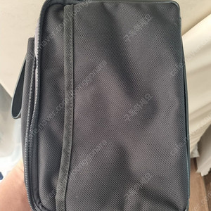 투미 클러치백 28만 보증서포함