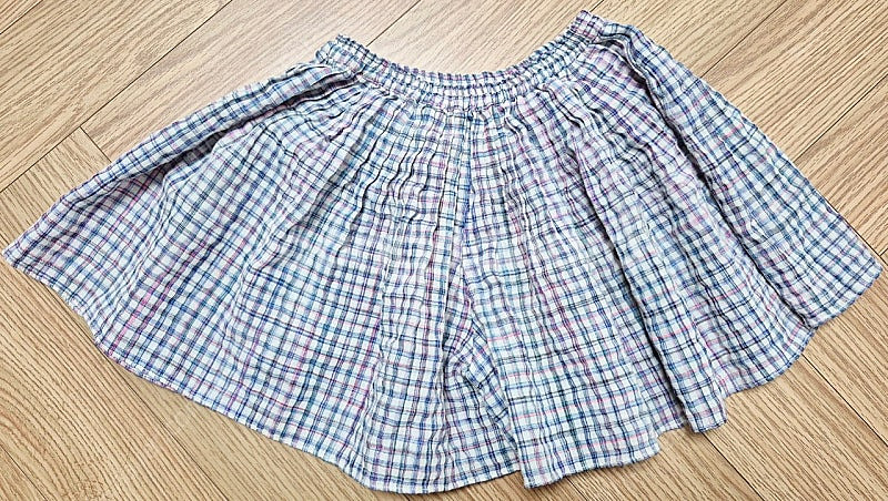 아이러브제이 체크 플리츠 반바지(사이즈L, 6~7세) 판매합니다--1