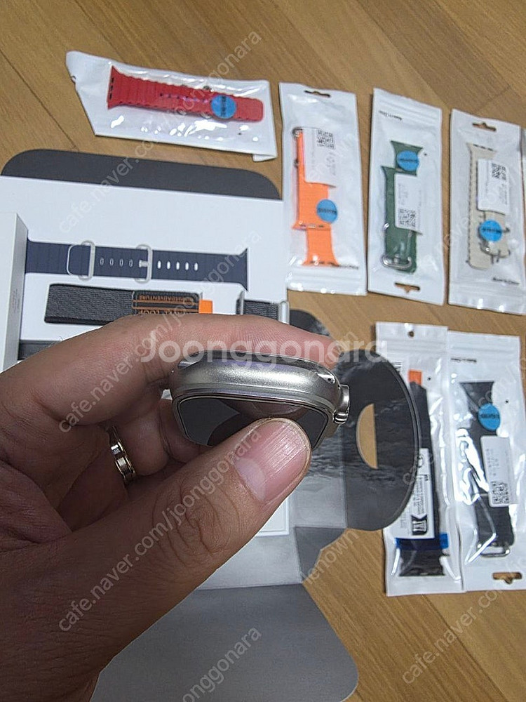 애플워치 울트라2 애케플가입 + 워치밴드 9종 팔아요.--4