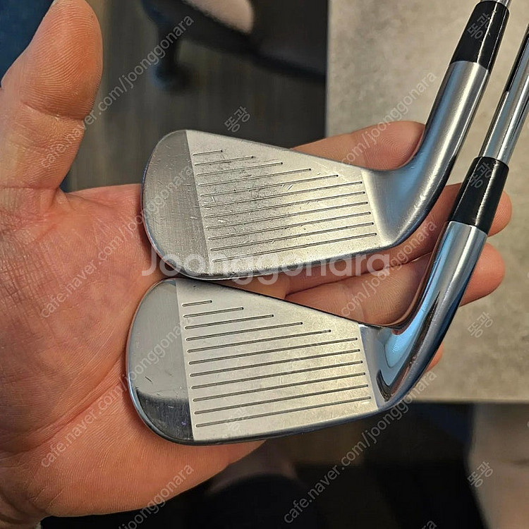 타이틀리스트 714CB 2번, 710CB 3번 아이언 일괄 판매 합니다.--2