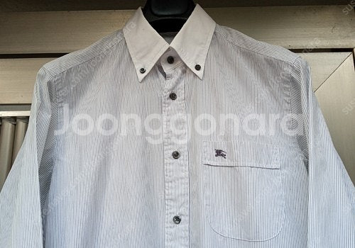 정품 버버리 긴팔셔츠 95호(표기 38) / 5만원 /...--1