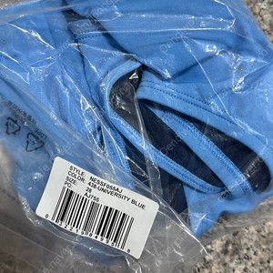 나이키 메탈릭 유니버시티블루 28 새제품