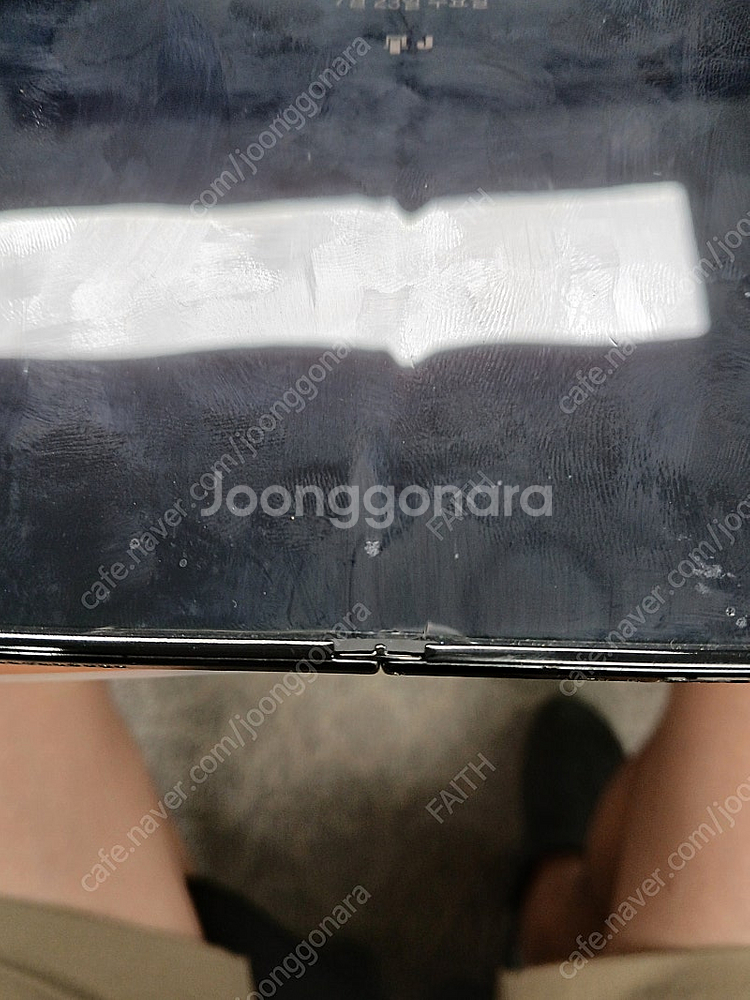 갤럭시 Z 폴드5 256 자급제 블랙 팝니다.--2