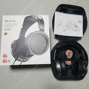 AUNE SR7000 헤드폰. 박스풀 35만원.