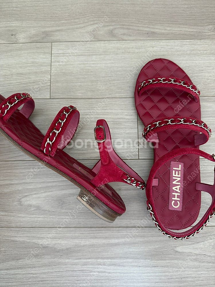 샤넬 스웨이드 샌들 37사이즈 (압구정 갤러리아 구입)--2