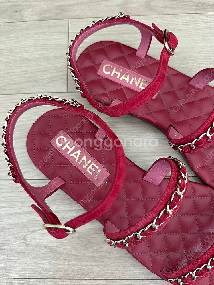 샤넬 스웨이드 샌들 37사이즈 (압구정 갤러리아 구입)--7