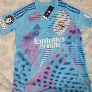 24-25 레알마드리드 골키퍼킷 레플리카(M) 쿠르투아 챔스 풀패치 판매합니다