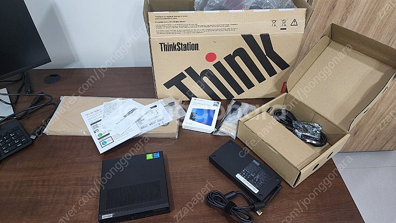 Lenovo ThinkStation P350 Tiny ...--0