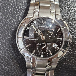 부로바 아큐트론 크로노 쿼츠