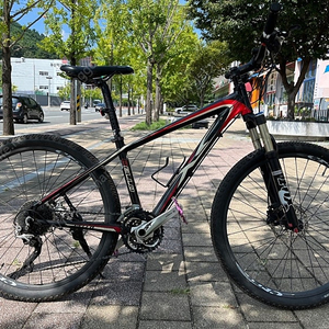 첼로 XC 알루미늄 폭스샥 조립 자전거 판매 합니다