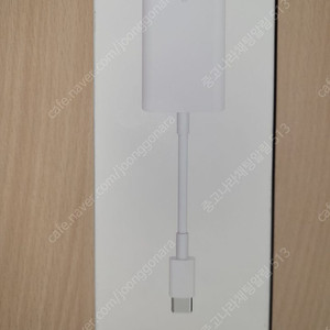 Apple A2082 USB C to SD Card Reader 판매합니다(미개봉)