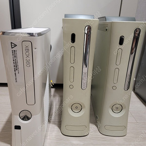급처분 가격포기 오늘구매시 사진의 상태모름 엑스박스360 본체 3대일괄 6만원