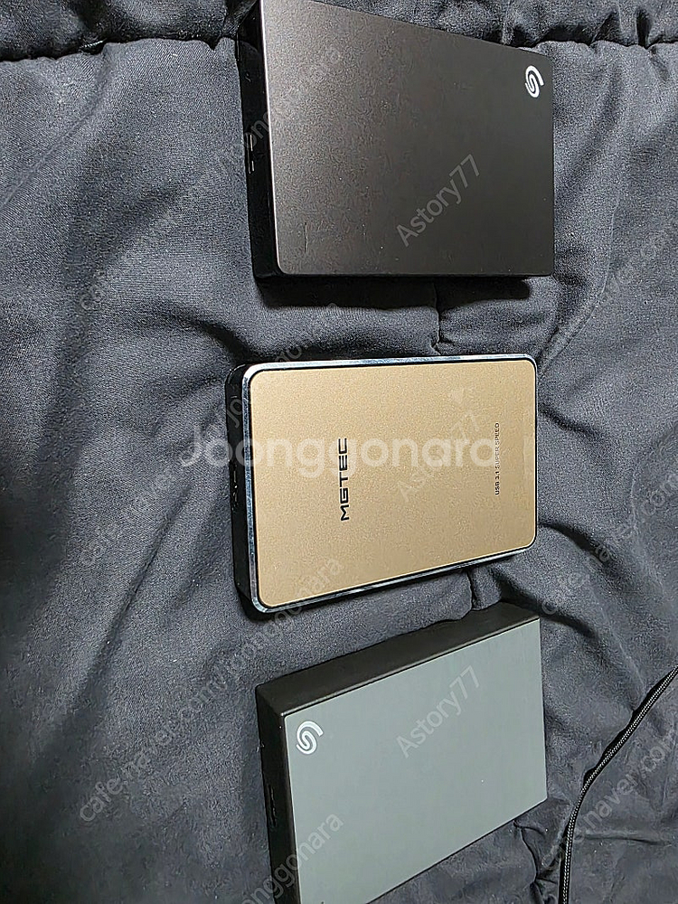 개인 5700X3D / RTX 3070 / 5TB 외장...--3