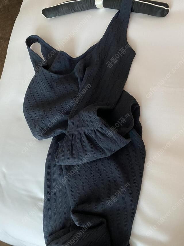 히솝 원피스 이미지