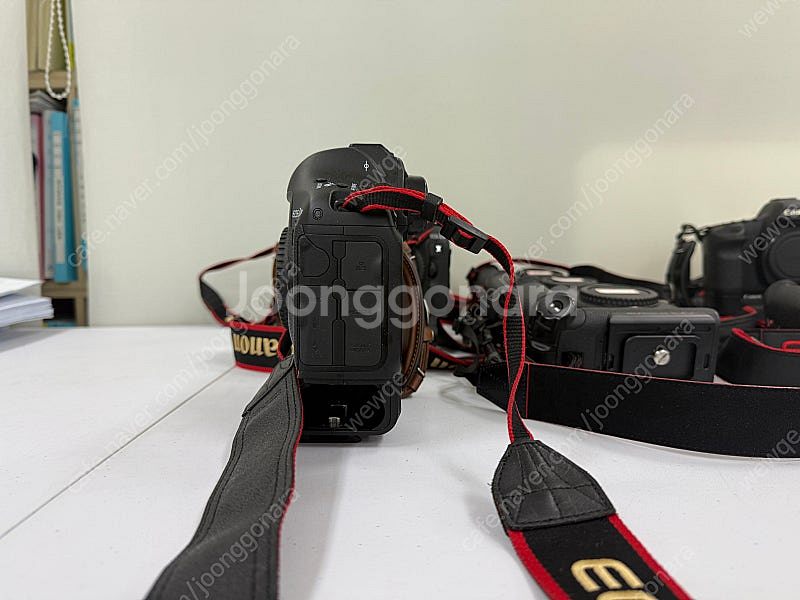 관리 잘된 캐논 왕덱스 1DX 2대 DSLR 바디 처분...--2