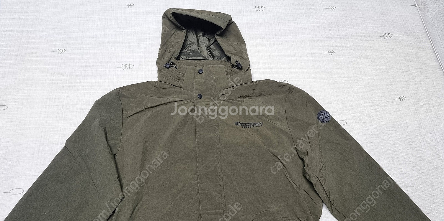 새상품 디스커버리 후드 트렌치 롱 자켓 (카키색) 판매합니다 Discovery 야상 105사이즈 택포 70,000원--2