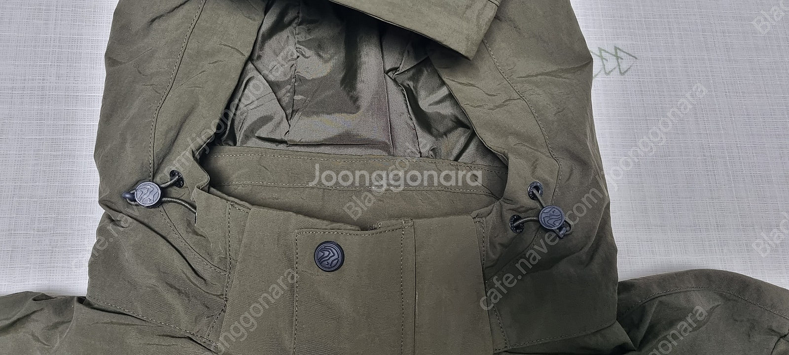 새상품 디스커버리 후드 트렌치 롱 자켓 (카키색) 판매합니다 Discovery 야상 105사이즈 택포 70,000원--8