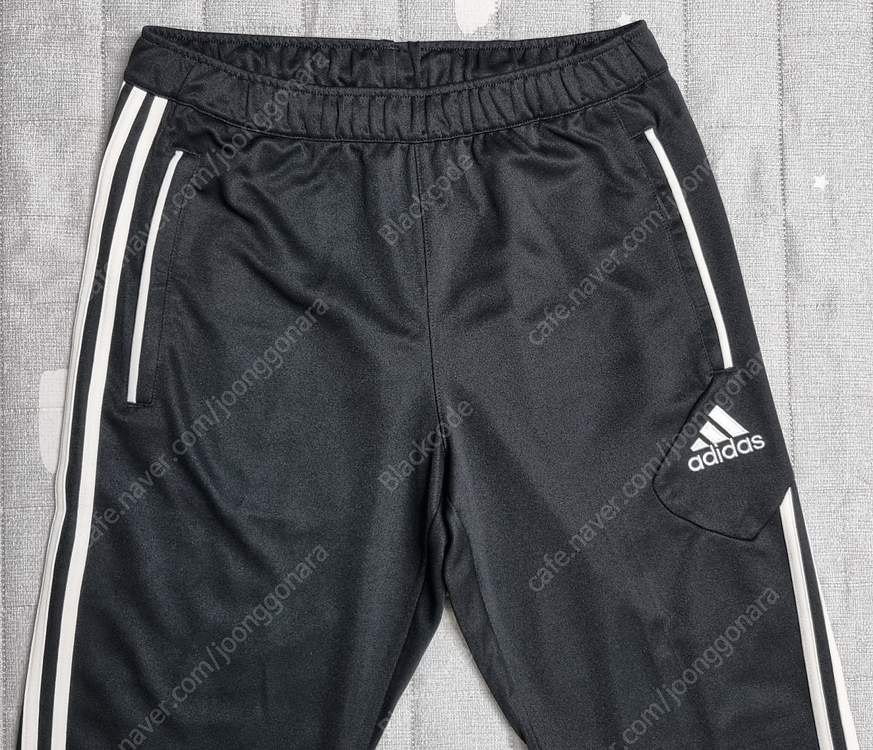 새상품 아디다스 adidas 축구 반바지 블랙 100(L) 사이즈 싸커 풋살 FOOTBALL SOCCER 7천원 이미지