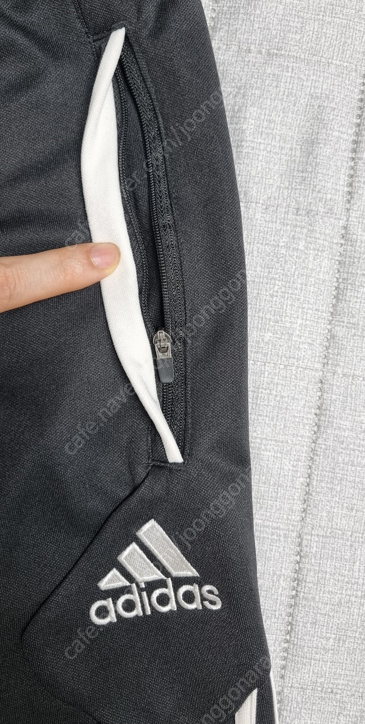 새상품 아디다스 adidas 축구 반바지 블랙 100(L) 사이즈 싸커 풋살 FOOTBALL SOCCER 7천원 이미지