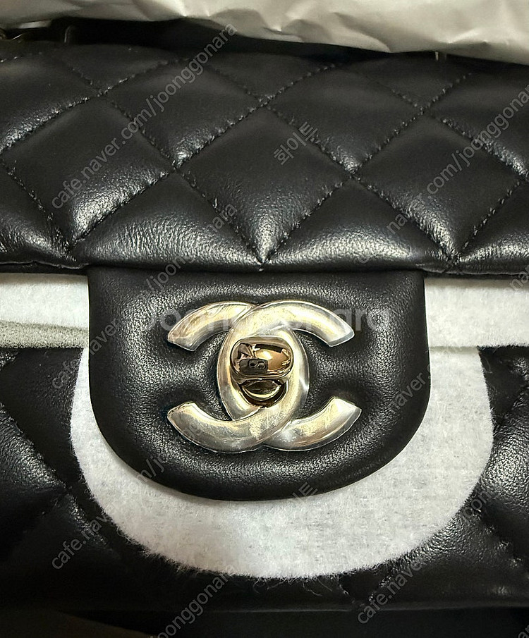 샤넬 뉴미니탑핸들 새상품--5