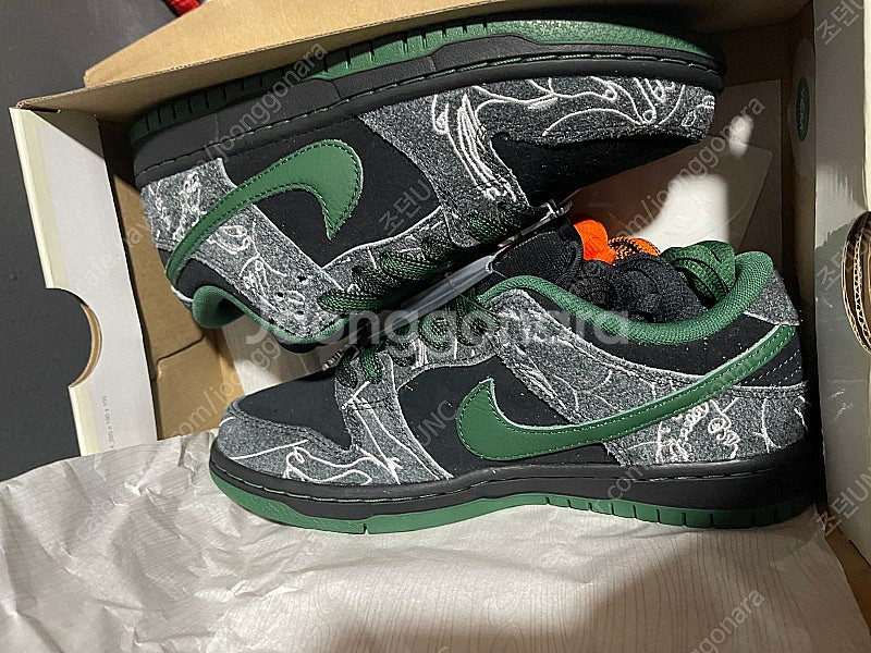 나이키 x 데어 SB 덩크 로우 프로 앤트러사이트 앤 골지 그린 230--0