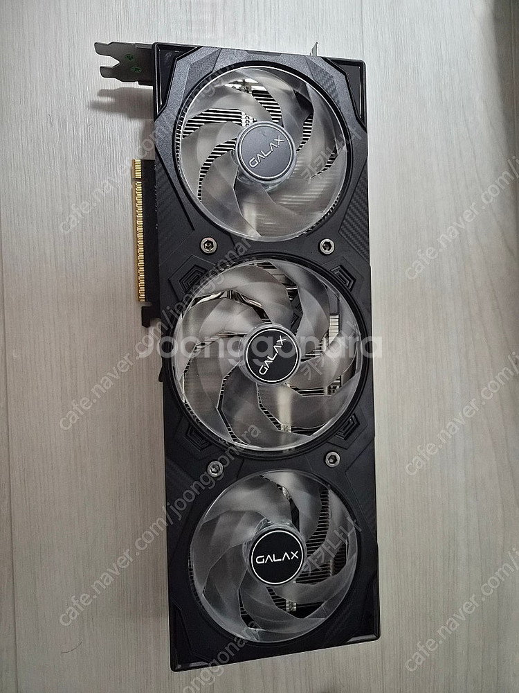 갤럭시 RTX5070TI EX GAMER 팝니다--4