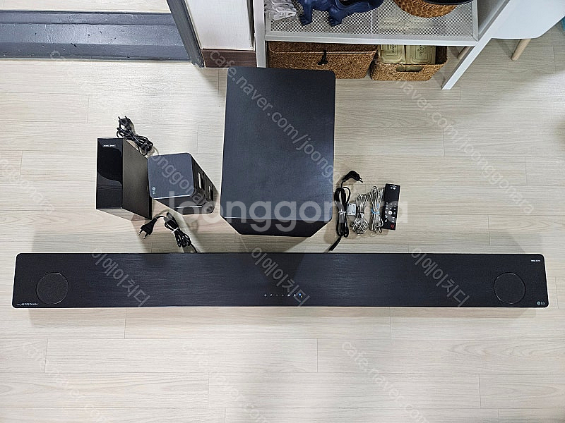 LG 사운드바 SL10YG+SPK8S 팝니다.--0