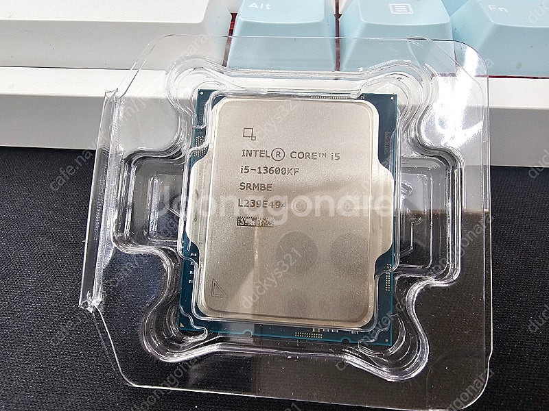 인텔 i5 13600kf 판매합니다--0