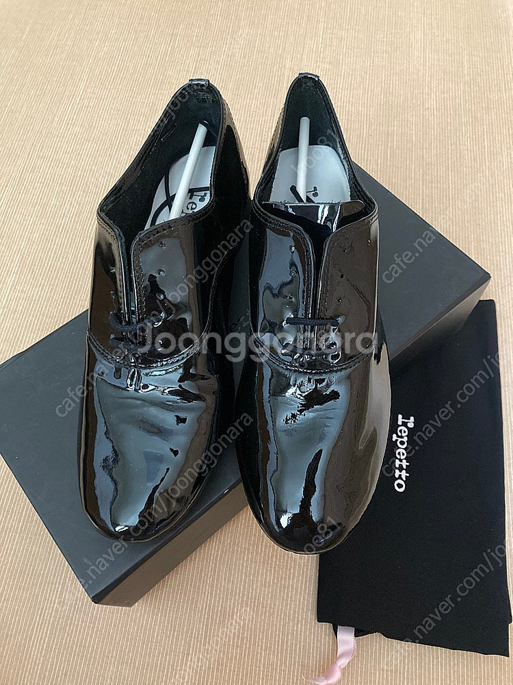 [무료배송][새상품] 레페토 유광블랙 지지 38사이즈--1