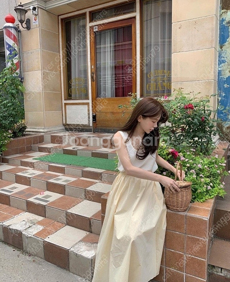 위드아웃썸머 피크닉 풀 화이트 롱스커트--1