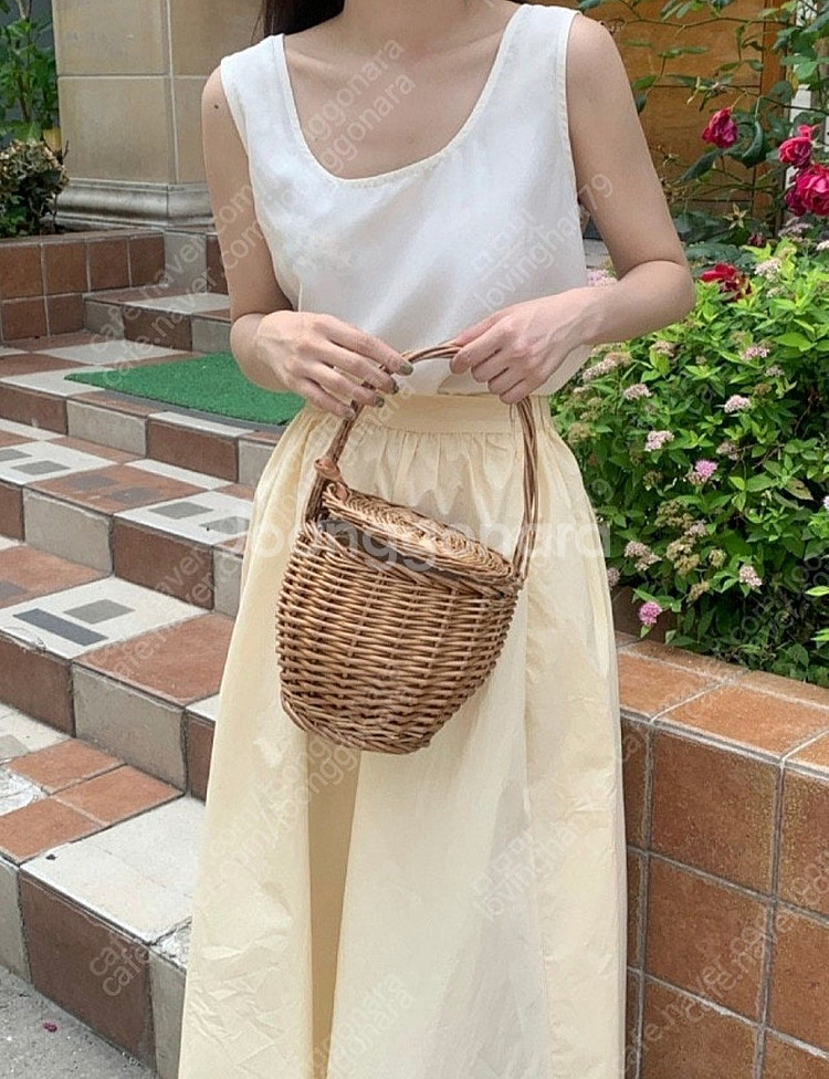 위드아웃썸머 피크닉 풀 화이트 롱스커트--2