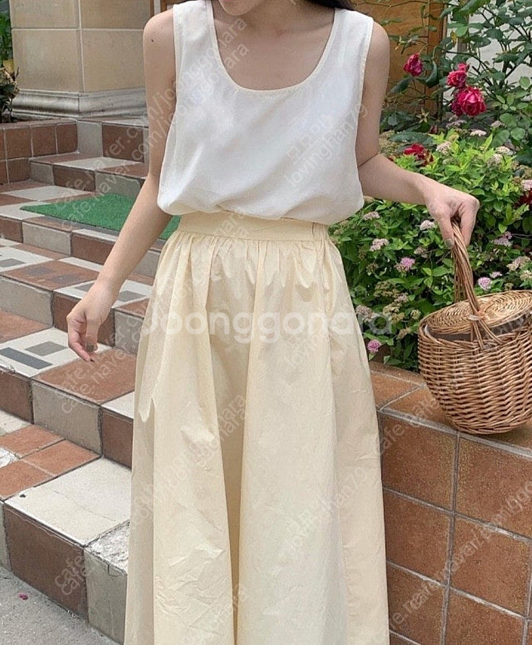 위드아웃썸머 피크닉 풀 화이트 롱스커트--3