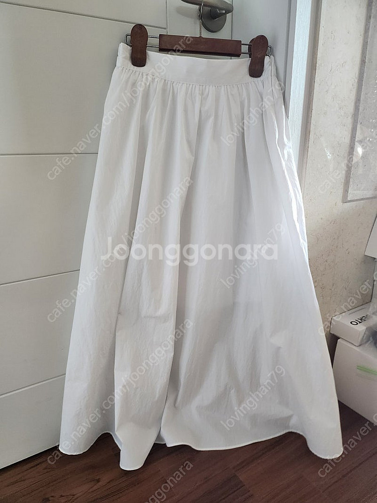 위드아웃썸머 피크닉 풀 화이트 롱스커트--5