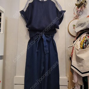 베네통 투톤티. 데님 하이웨스트 와이드 팬츠