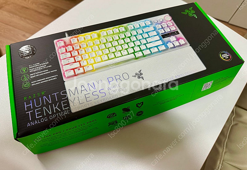레이저 헌츠맨v3프로 TKL 영문 화이트--0
