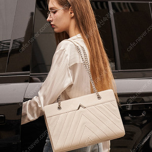 벨류엣 숄더백 가방 Rosie 화이트 베이지 15만원