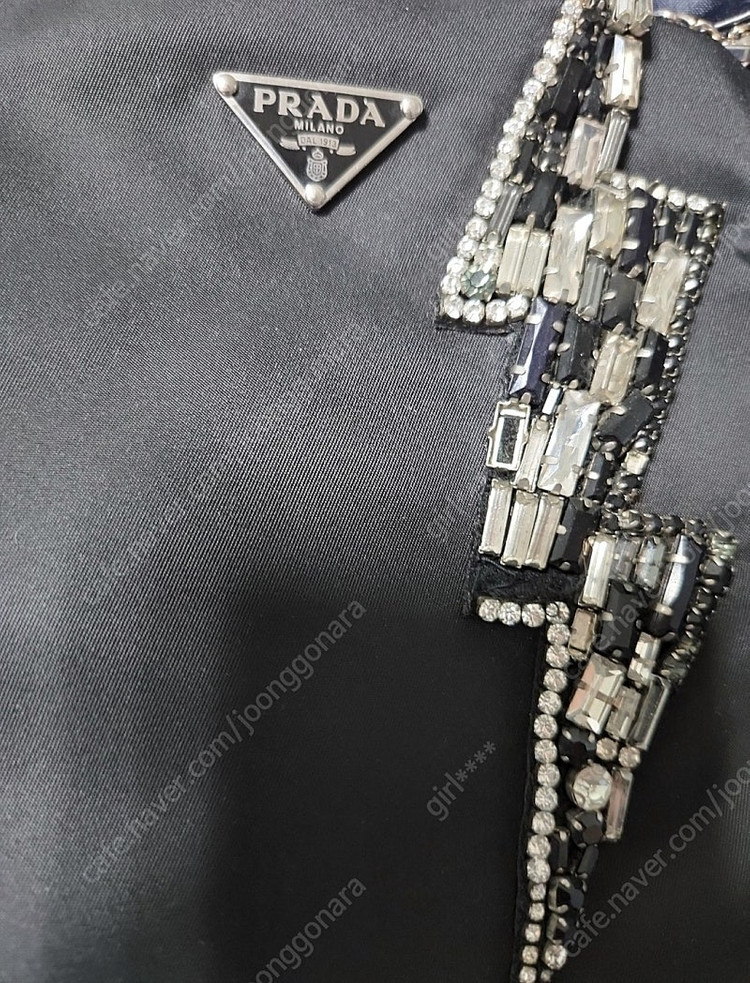 프라다 테수토 호보 크리스탈 토트백 판매해요--1