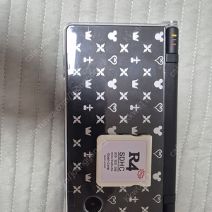 닌텐도 dsi+r4 판매합니다