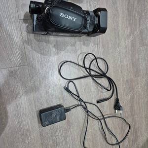 소니 캠코더AX700 판매합니다