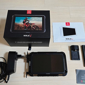 Atomos 아토모스 Ninja V 닌자 V 풀세트 판매합니다. A급입니다. 4TB SSD