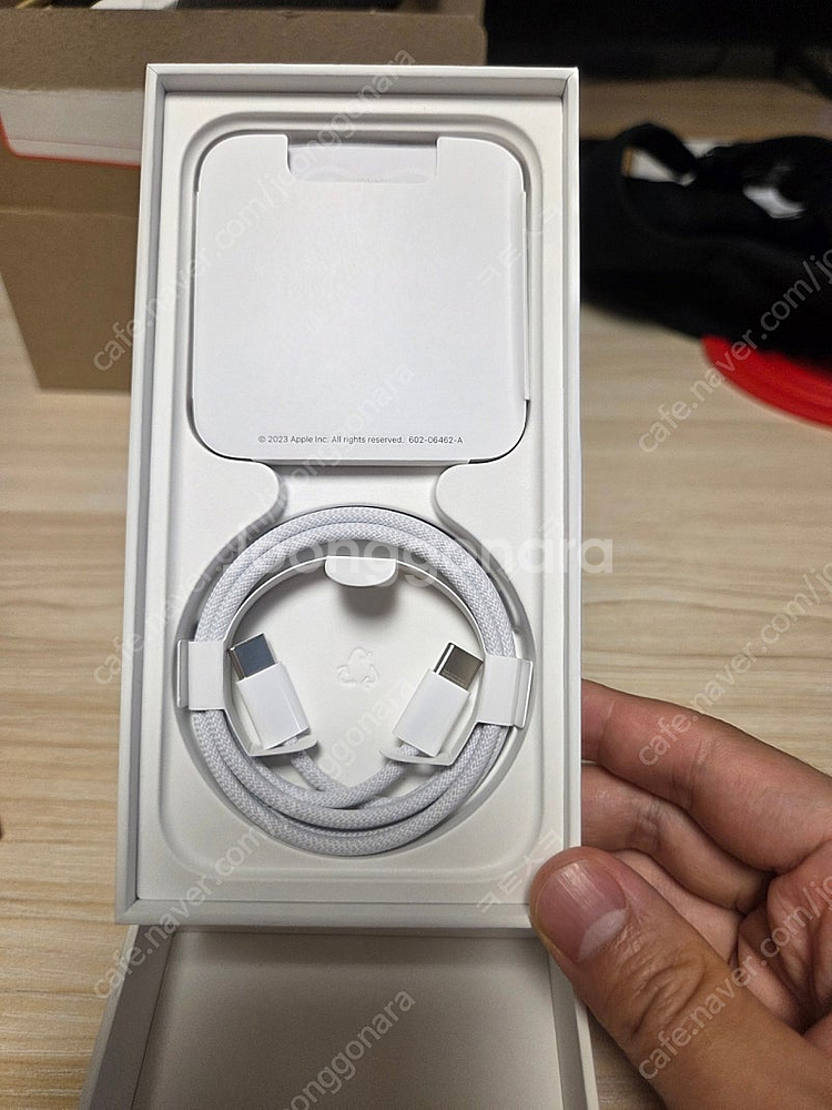 아이폰15프로 블랙티타늄 256GB--7