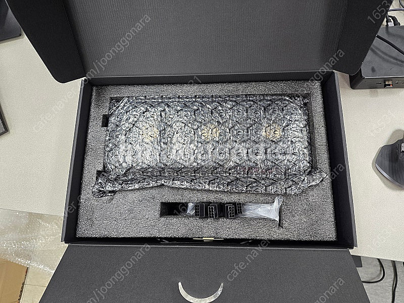 ZOTAC GAMING 지포스 RTX 5090 AMP ...--2