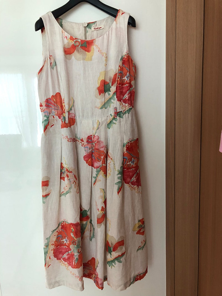 비꼴리끄 린넨100 플라워 미디 원피스 민소매 나시 플로럴 에이프런 꽃집아가씨 109000원 이미지