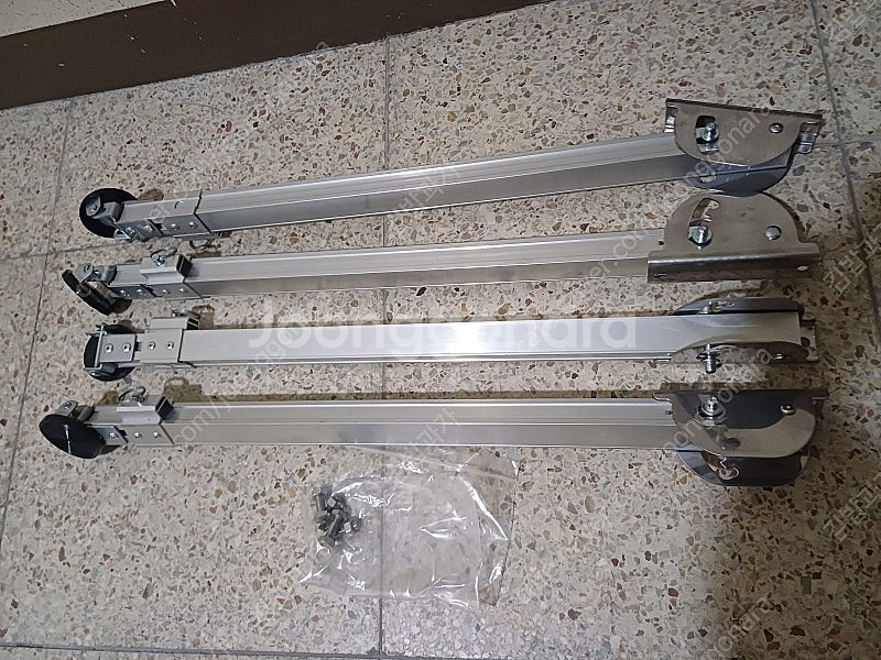 우바(말비계) 아웃트리거(안전지지대) 판매해요--0