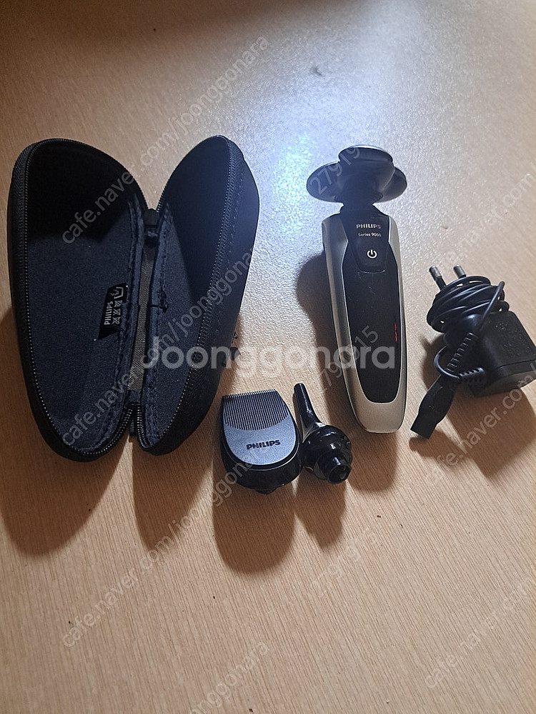 필립스 9000시리즈면도기사진에--0