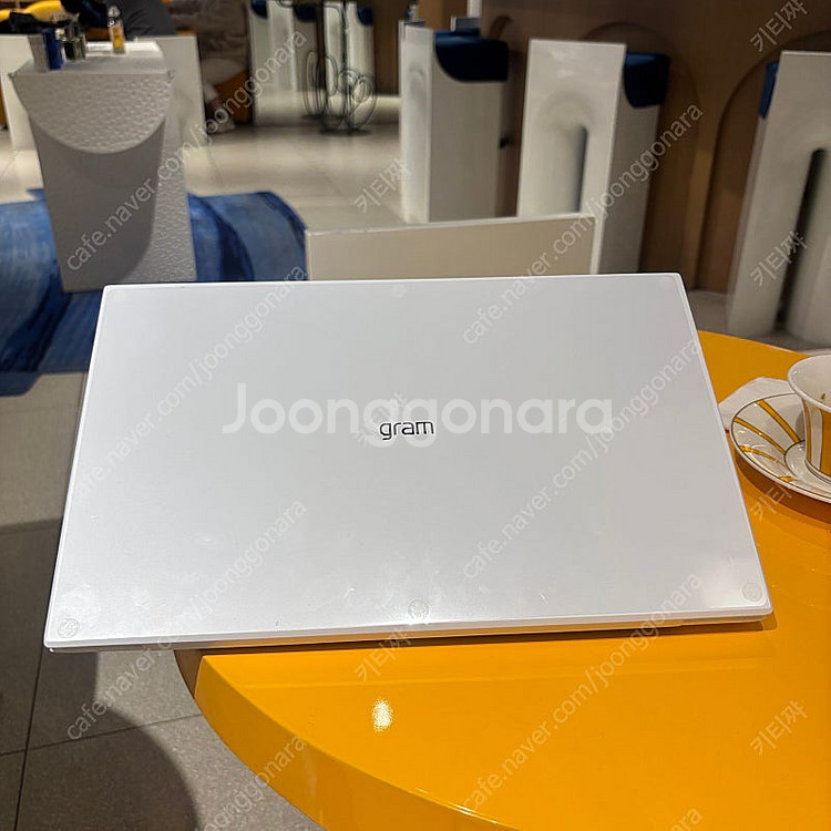 Lg엘지 그램 새노트북 싸게 보냅니다(배터리율100%)--0