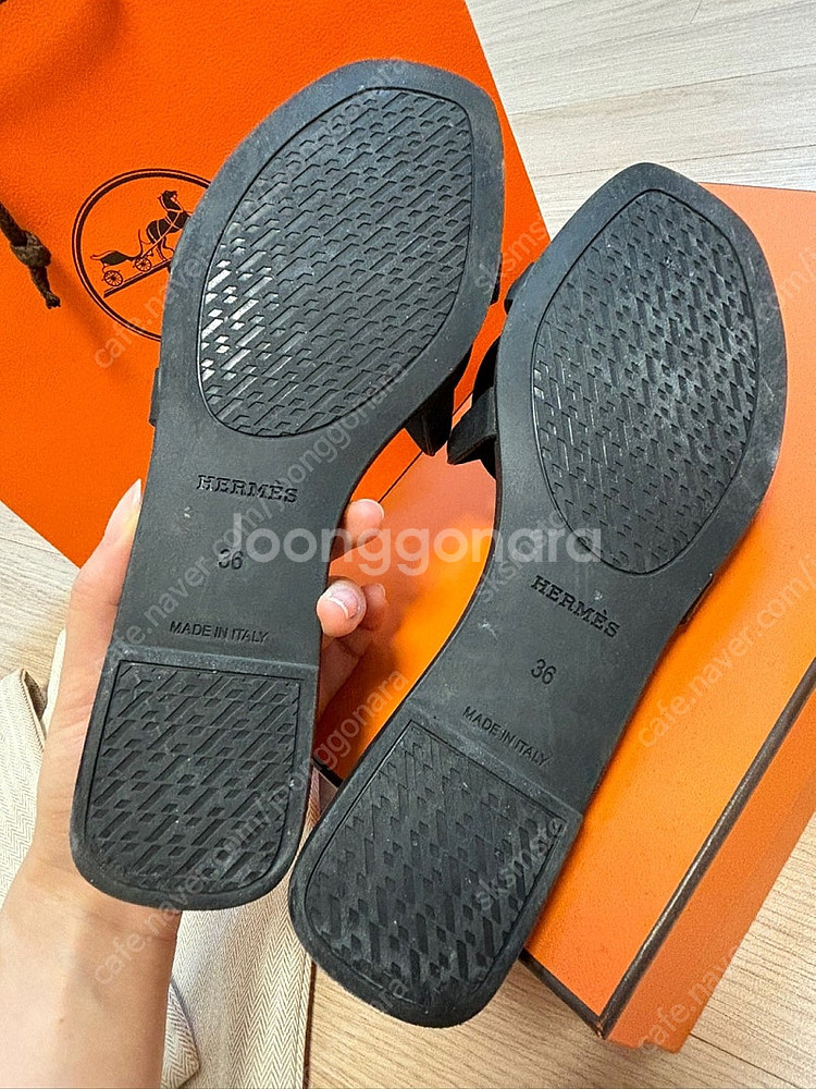 에르메스 알로하 블랙 팝니다--5