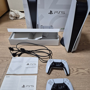 플스5 디스크버젼 판매합니다.